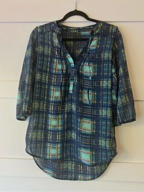 Vera Wang Women’s Navy Blue Plaid Tunic Top